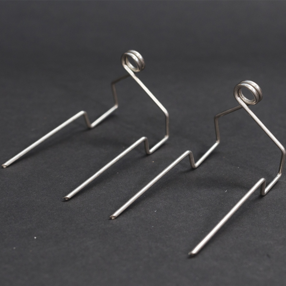 This image shows the Auspit Squeezelock Prongs. This image shows the Auspit Squeezelock Prongs.