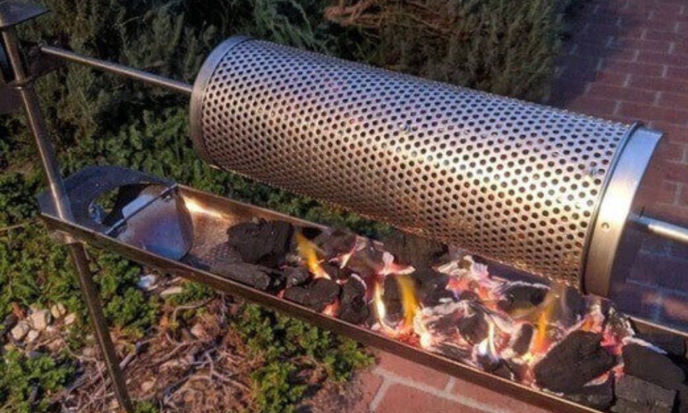 Auspit Fire tray with lit Charcoal and Auspit Spitmate Auspit Fire tray with lit Charcoal and Auspit Spitmate