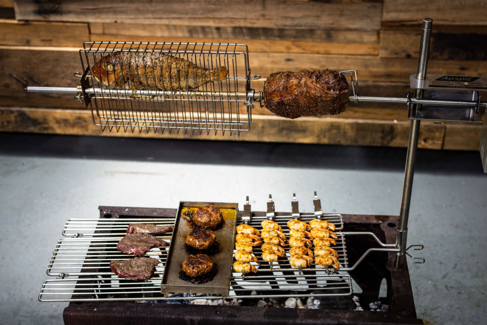 This shows the Auspit cooking a variety of food.